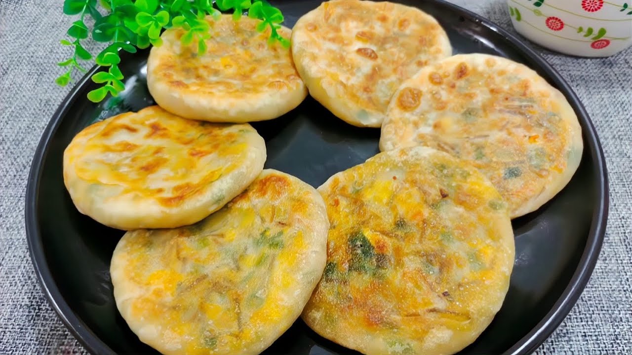 夏天多吃這餡餅，不發面不搟皮，薄皮鮮美涼了也柔軟 #馅饼 #不发面 #薄皮 #夏天美食 #软糯好吃