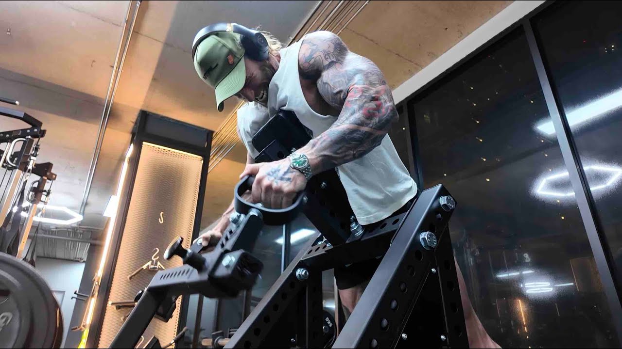SHITTY VLOG DAY 2: Haunted Tower & Push/Pull Training