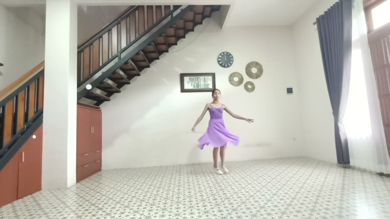 RAD Grade 6 Free Movement