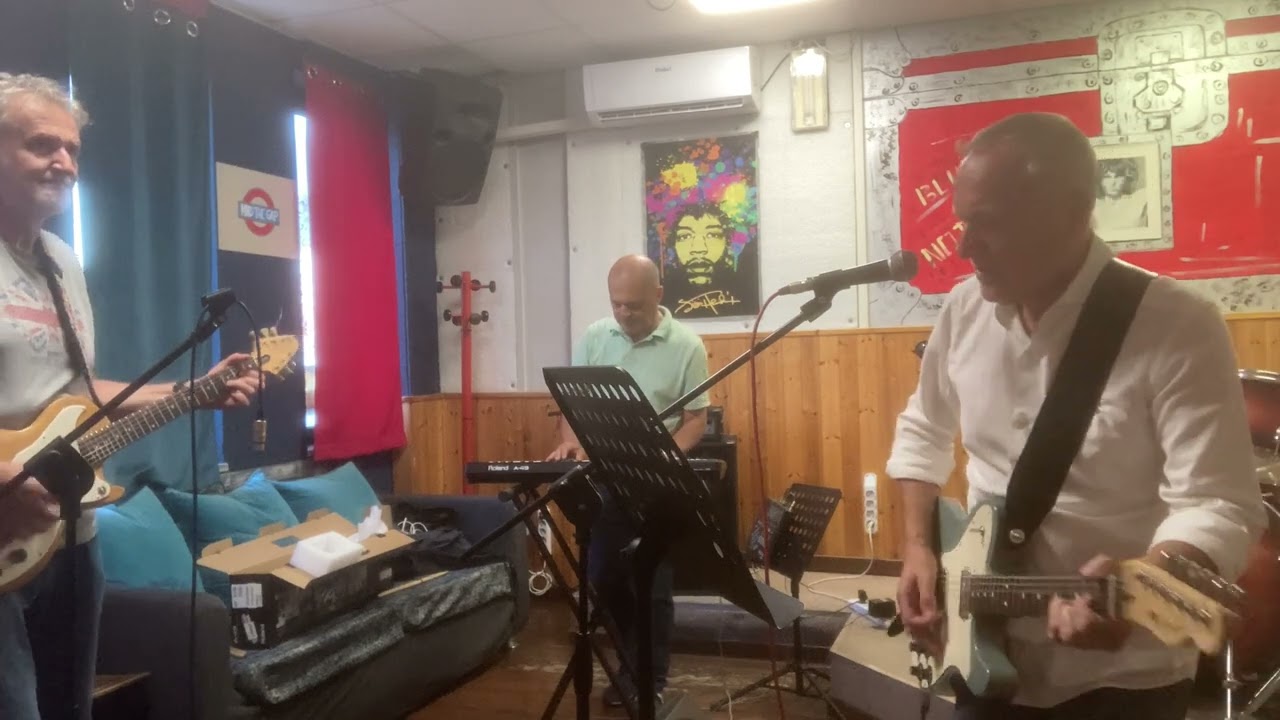 Waves sessions Crying song 07/09/2023