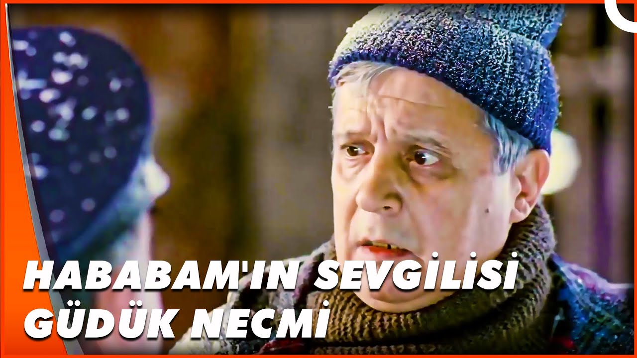 Güdük Necmi, Deli Bedri'nin Foyasını Ortaya Çıkardı! | Hababam Sınıfı Üç Buçuk