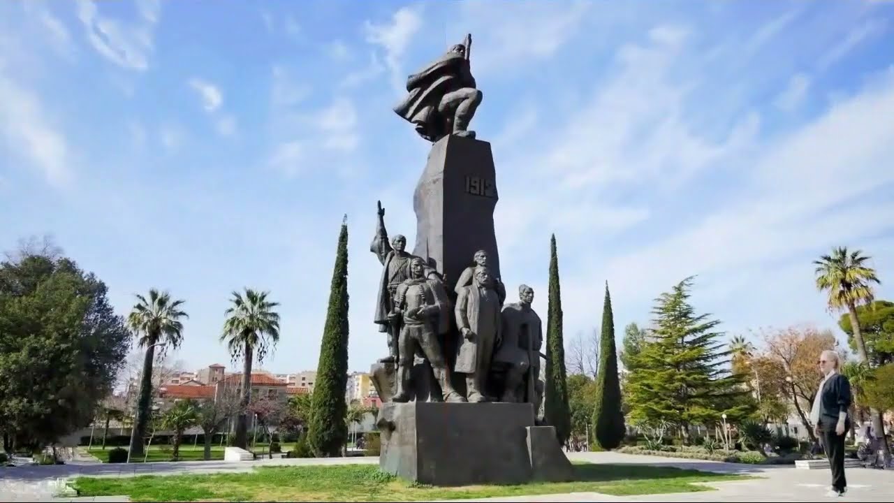 VLORË E BUKUR BREGDETARE !