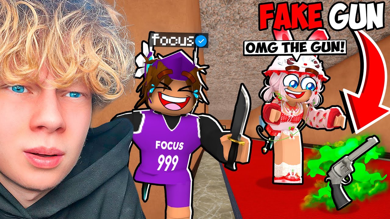 I TRICKED HER WITH FAKE GUN ABILITY.. (Murder Mystery 2)
