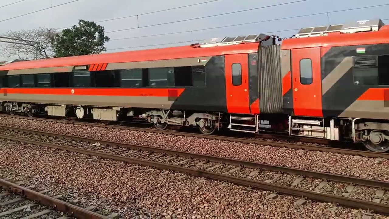 22447 Vande Bharat Express skip Nilokheri station