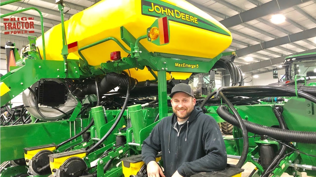 PART 1 | New JOHN DEERE 24 Row 1775NT Corn Planter Set Up