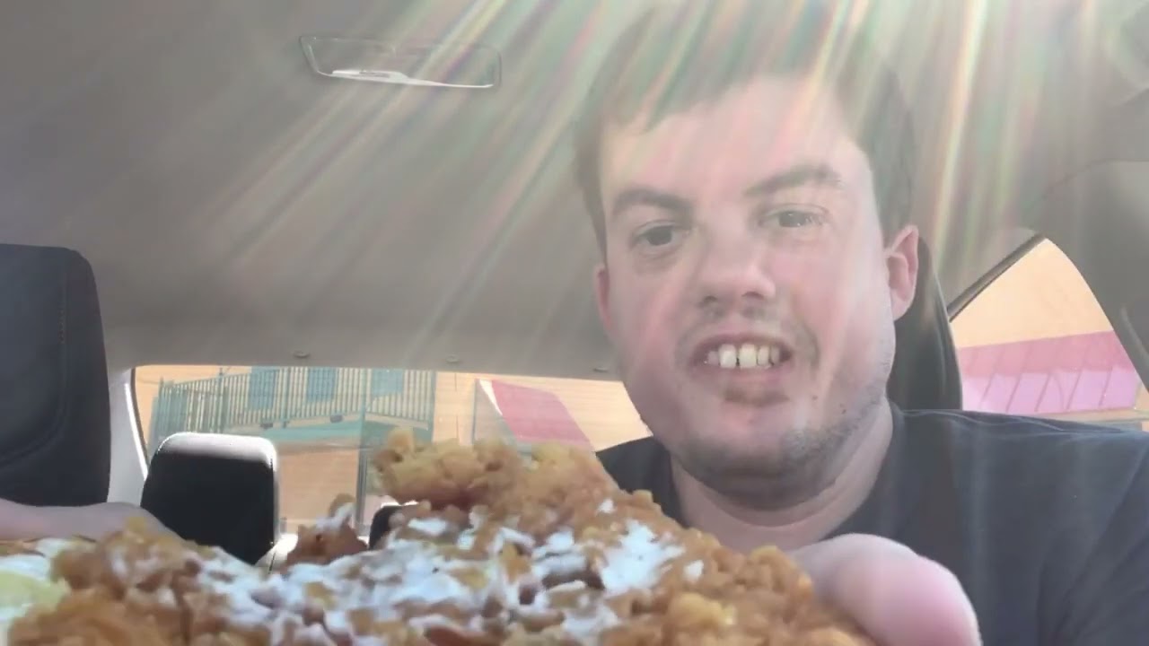 Popeye's Chicken Sandwich Food Review!