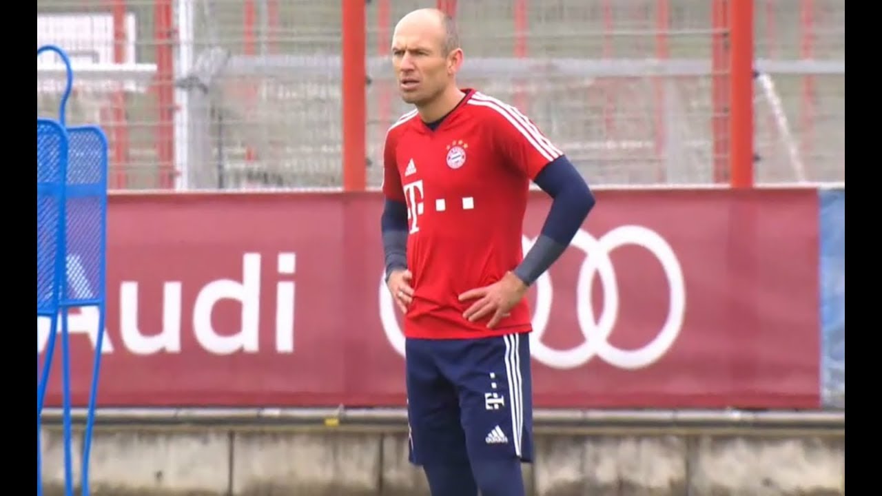 GEDREVEN | Robben boos op Rafinha: 