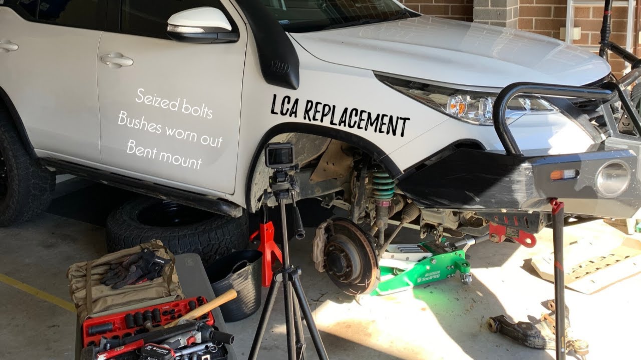 Lower control arm replacement, seized bolt, worn bushes - Super pro offset bushes - HGT