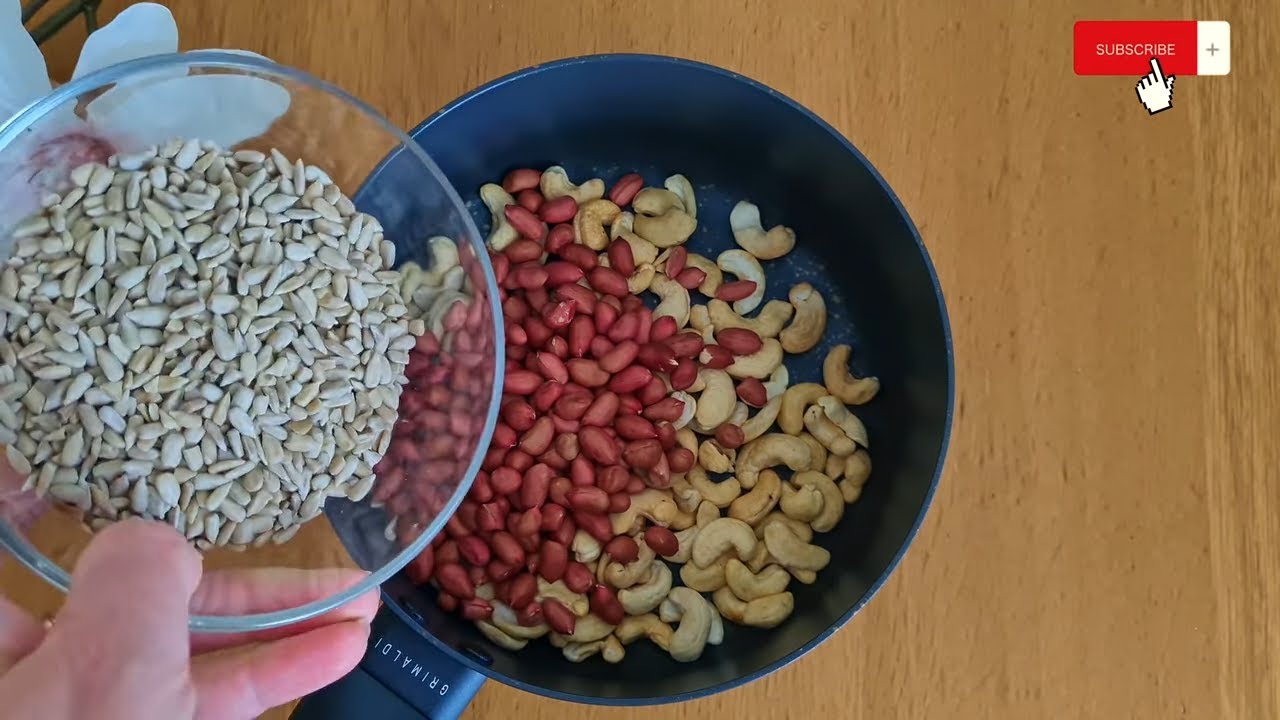 Невероятный! Мир сходит с ума от ЭТИХ простых и вкусных ореховых батончиков! @alinabake