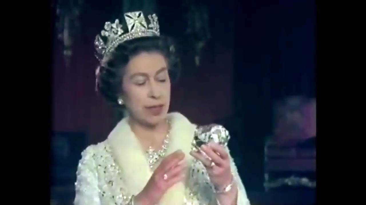 Elizabeth II Explains the History of Her Crown | Royal Heritage 1977 | BBC-1