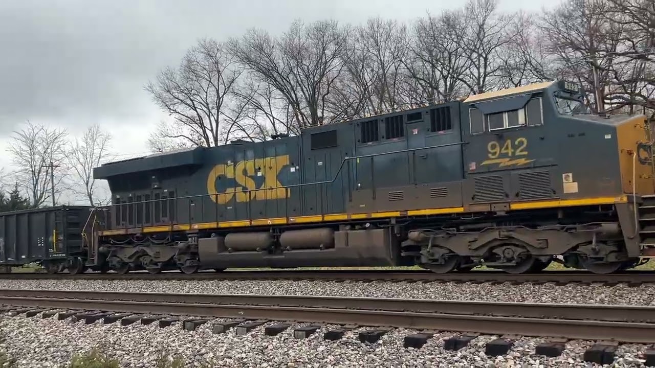Slow Railfanning Start Turns into a Train Parade. (A Trip Down Memory Lane)