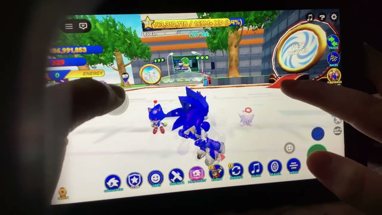 Playing sonic speed simulator!