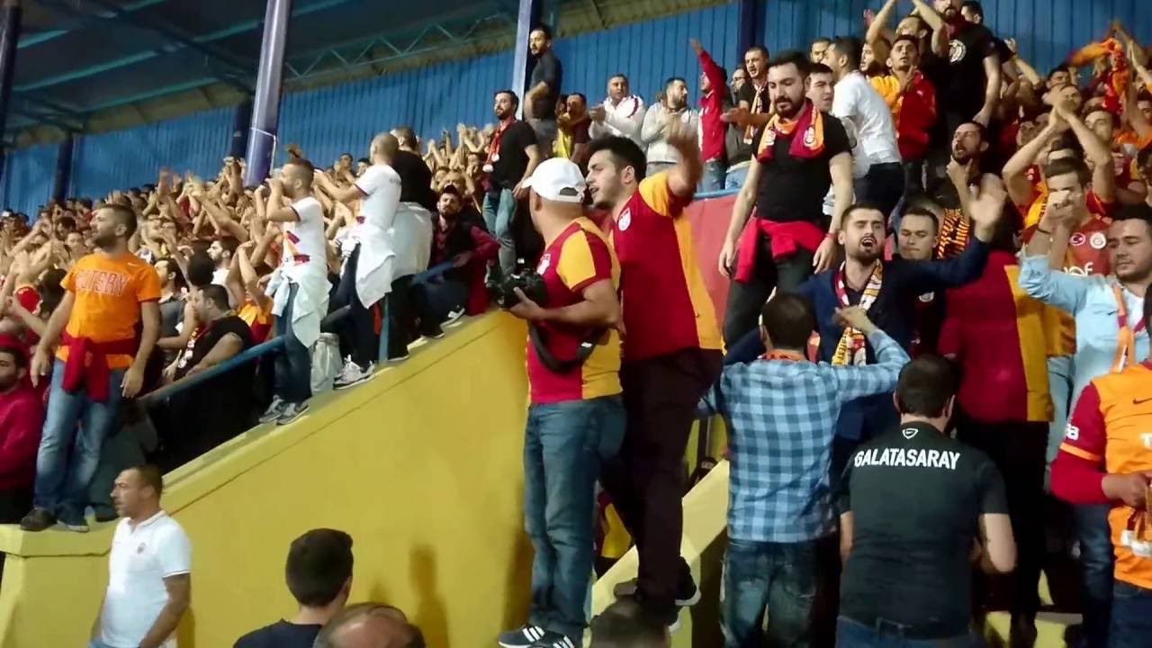 Adanaspor - Galatasaray ( Ömür boyu sürecek, asla tükenmeyecek, SARI KIRMIZI SEVDAMIZ )