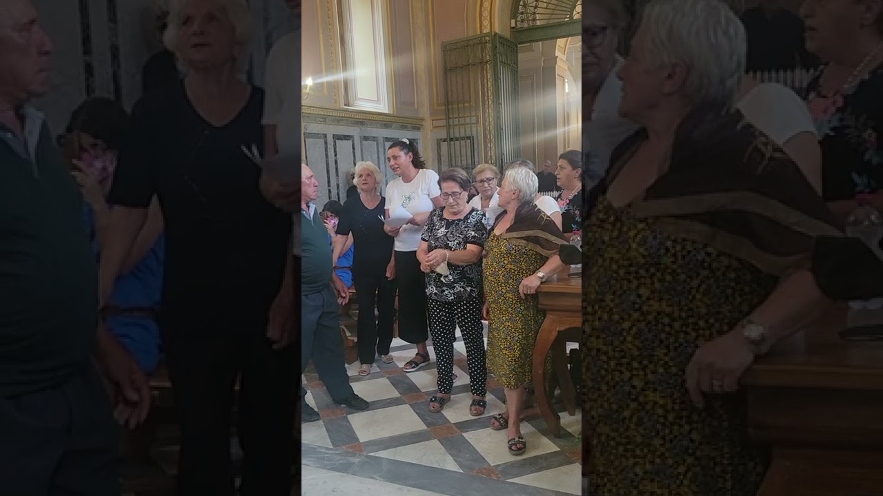 Chanting of Devotees Madonna della libera Moiano