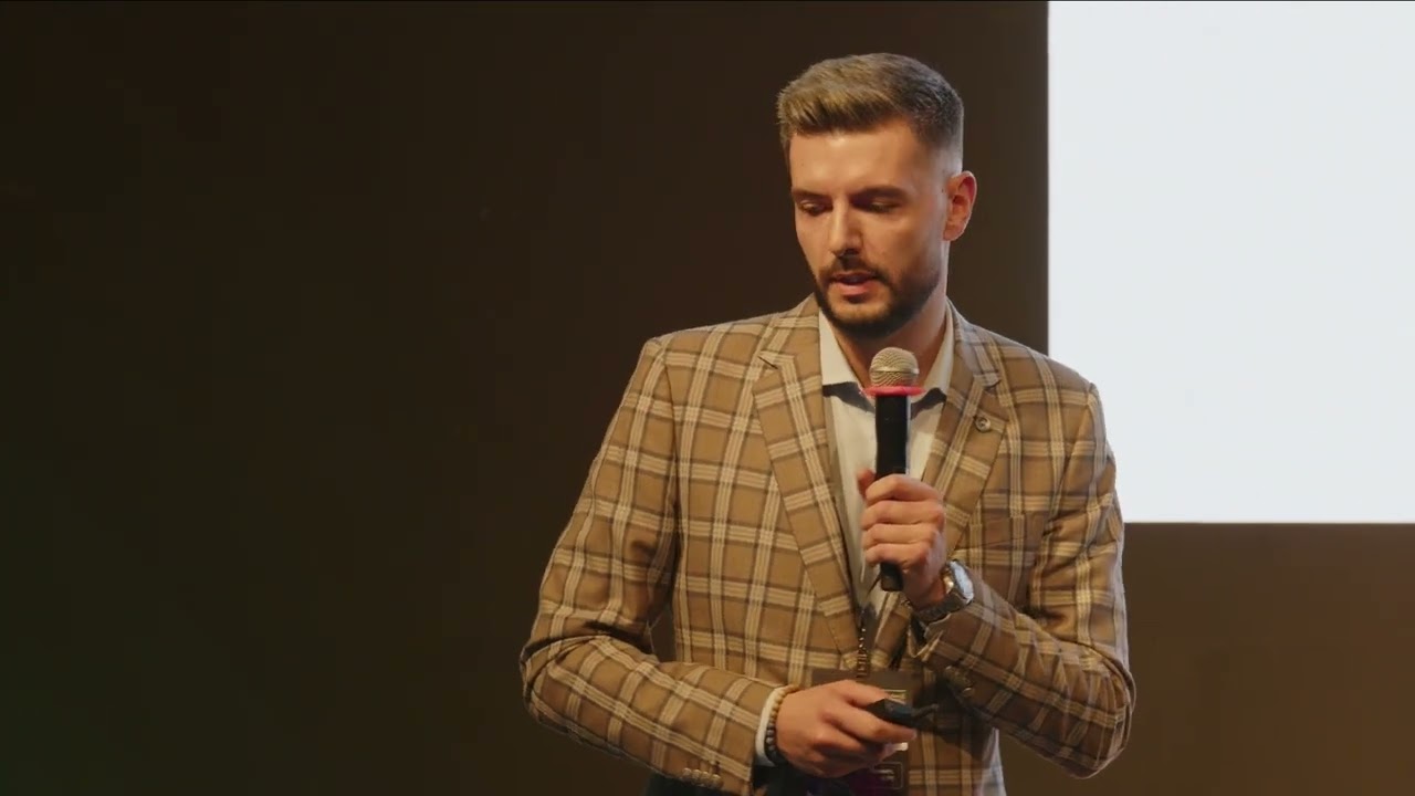 Russian Retail Show 2024: Выступление Кирилла Кононова (Yandex Cloud)