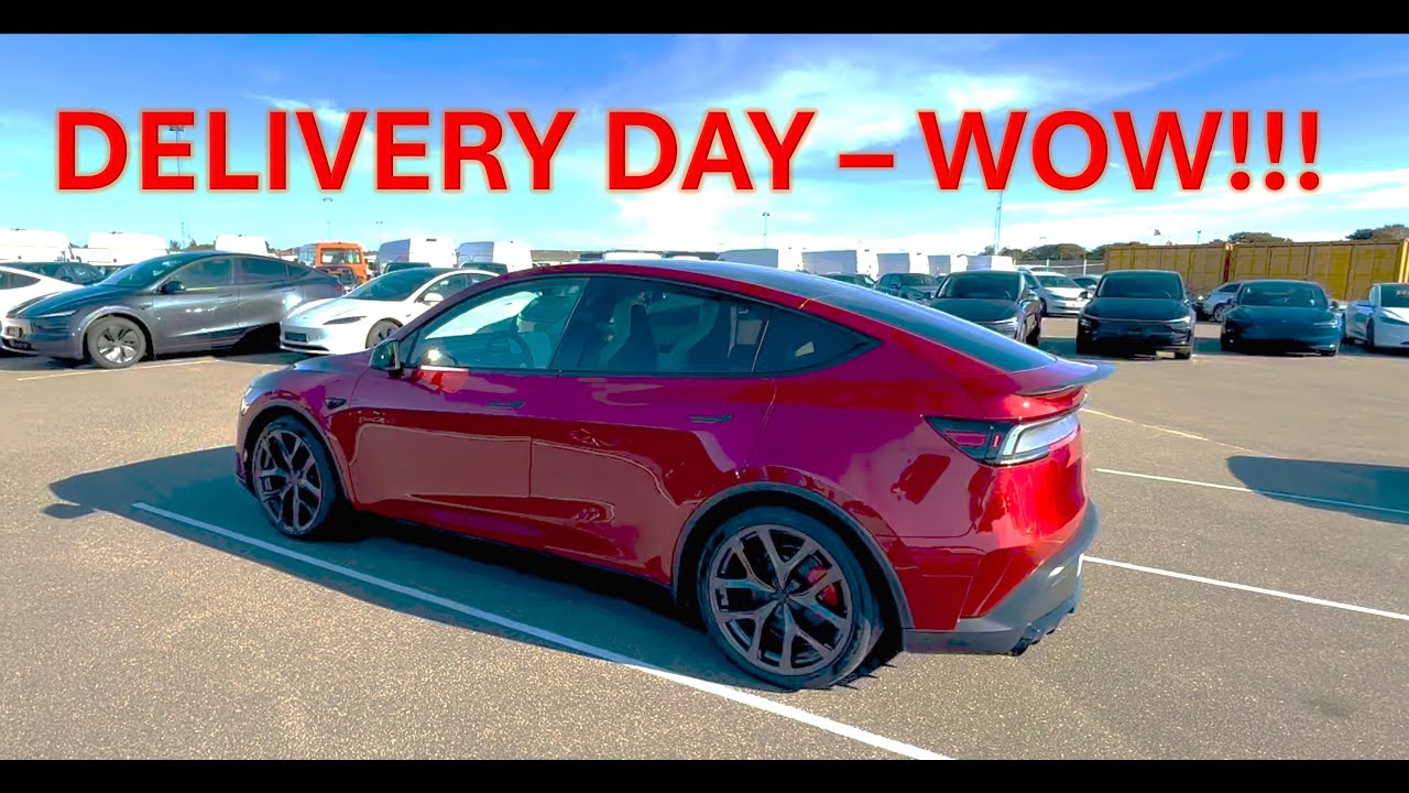 Delivery of the New Tesla Model Y Performance from 2025 - WOW!