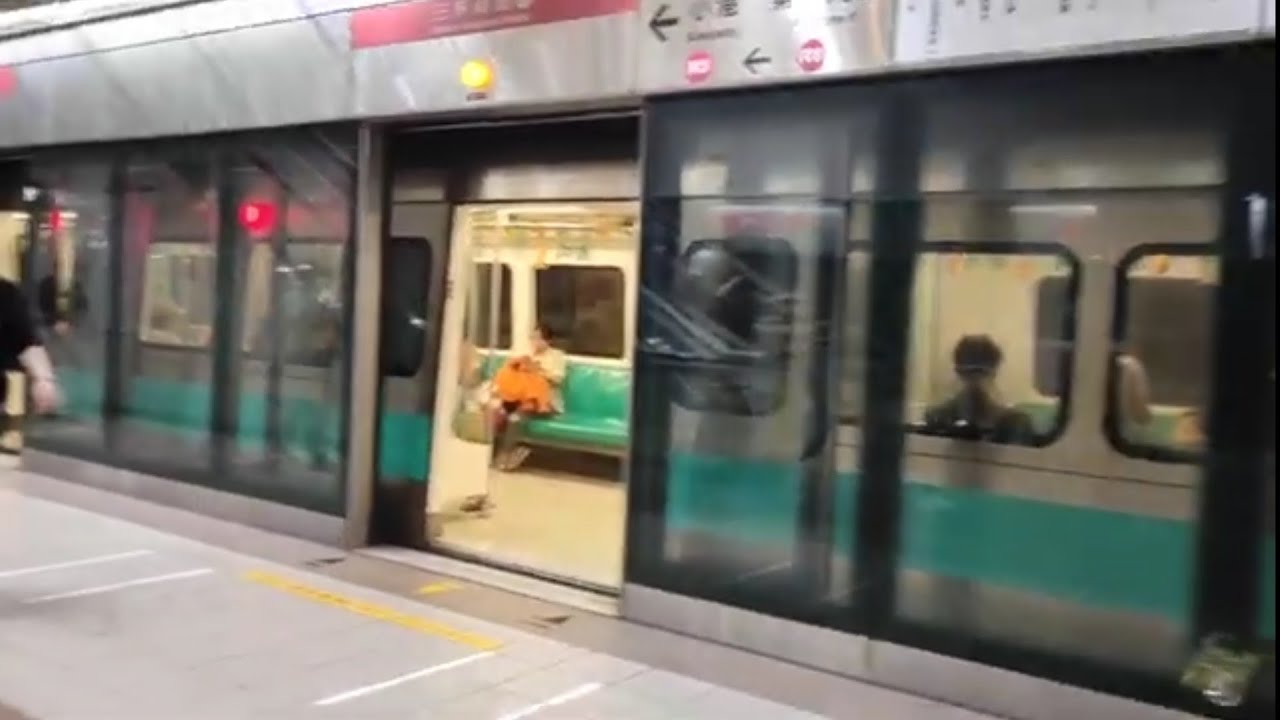 高雄捷運（岡山車站-三多商圈）