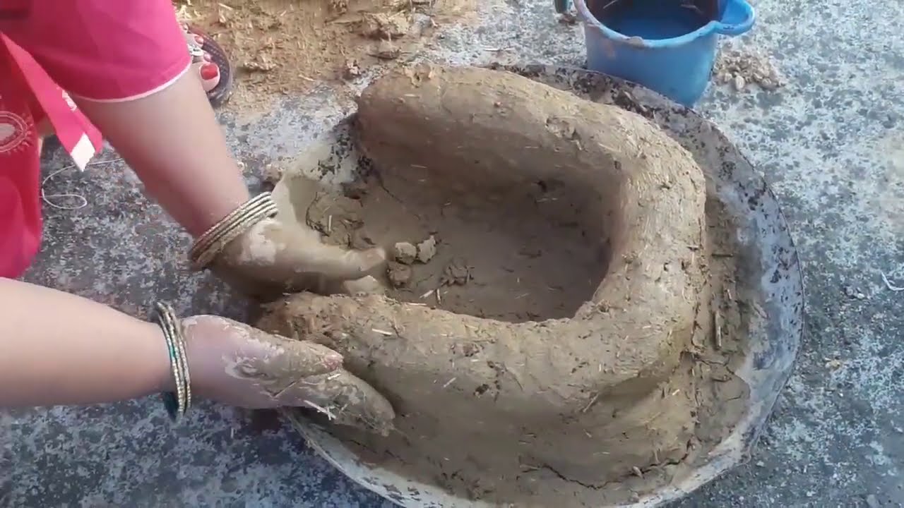 मिट्टी का चूल्हा कैसे बनायें।कैसे मैने बनाया बहुत ही आसानी से मिट्टी का चूल्हा।villege life