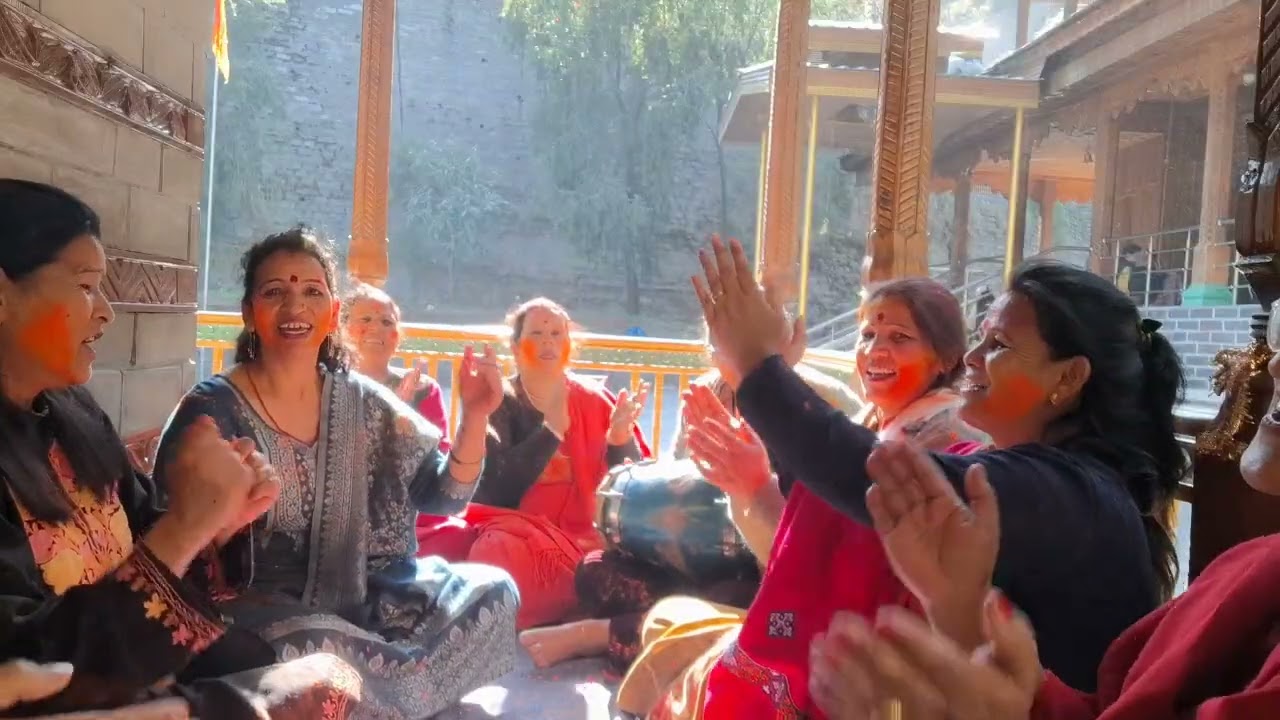 आज हम आपको होली का भजन सुनाने जा रहे है🙏🏼💕🙏🏼
