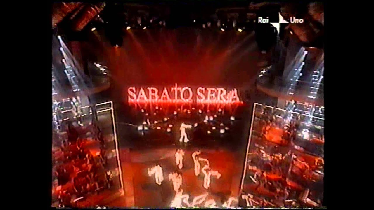 Special #unadinoi : Lorella Cuccarini canta e balla le sigle dei varietà del sabato sera