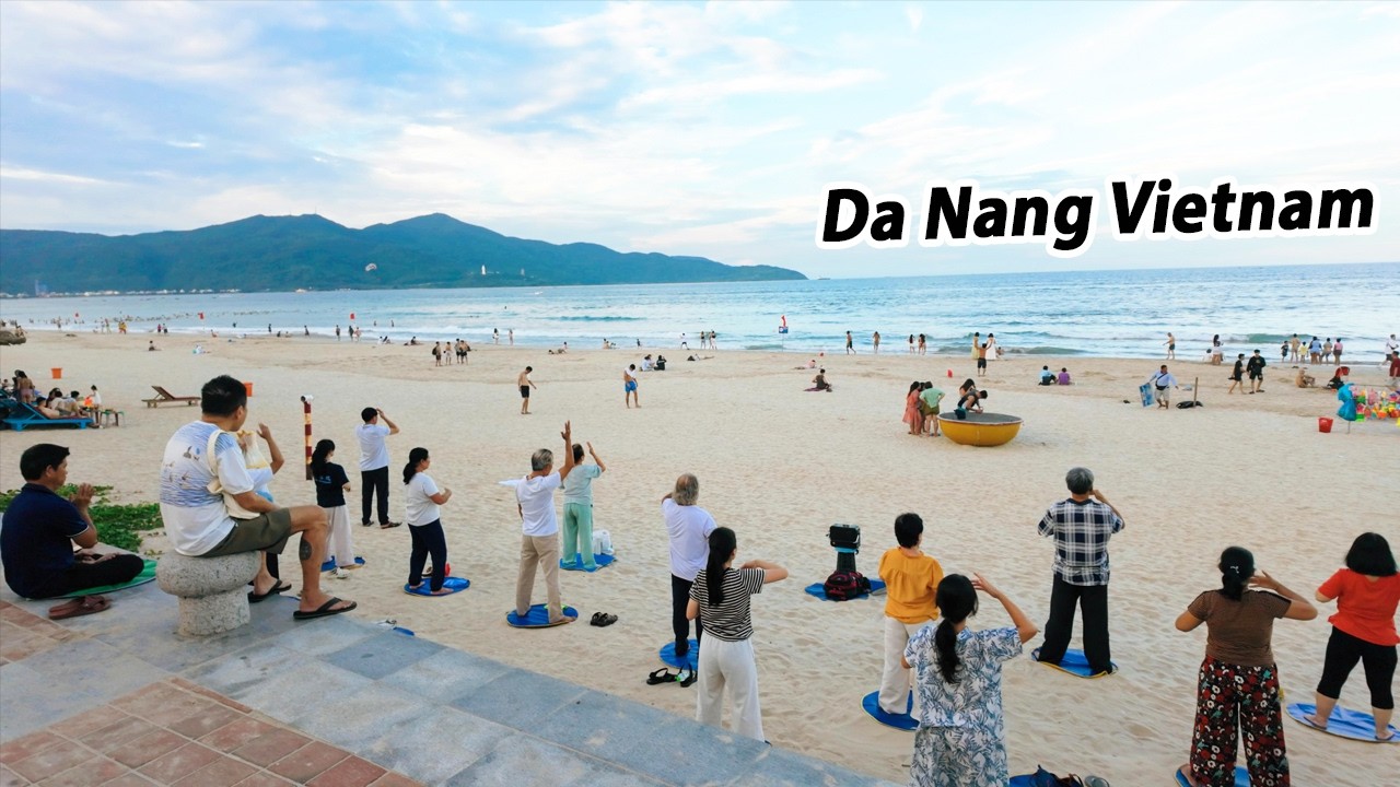 Vietnam Da Nang My Khe Beach - Everyone Can't Stop Visiting This Beach (4K Walking Tour)