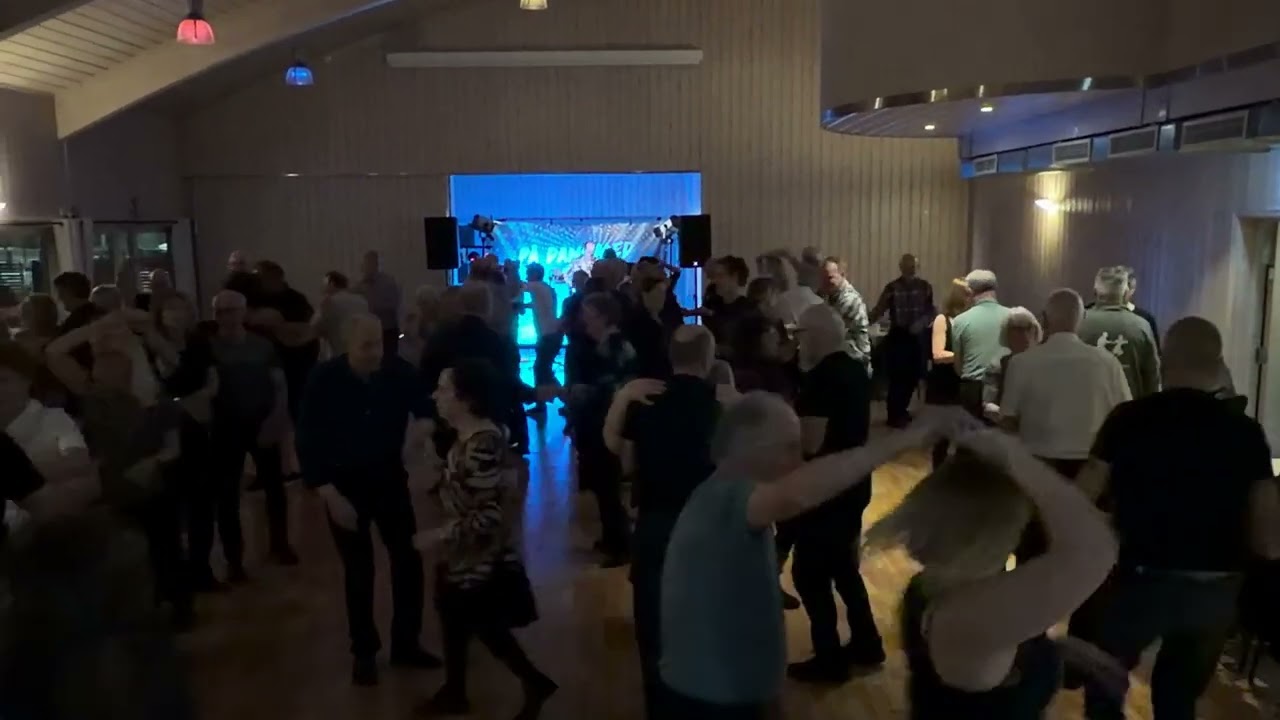 Baby Blue m Vilhelm på Tirsdagsdansen Leirsund 10/2 