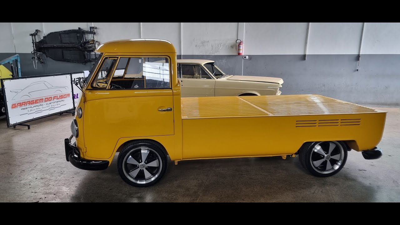 Kombi Cabine Simples1974 - Amarelo Imperial