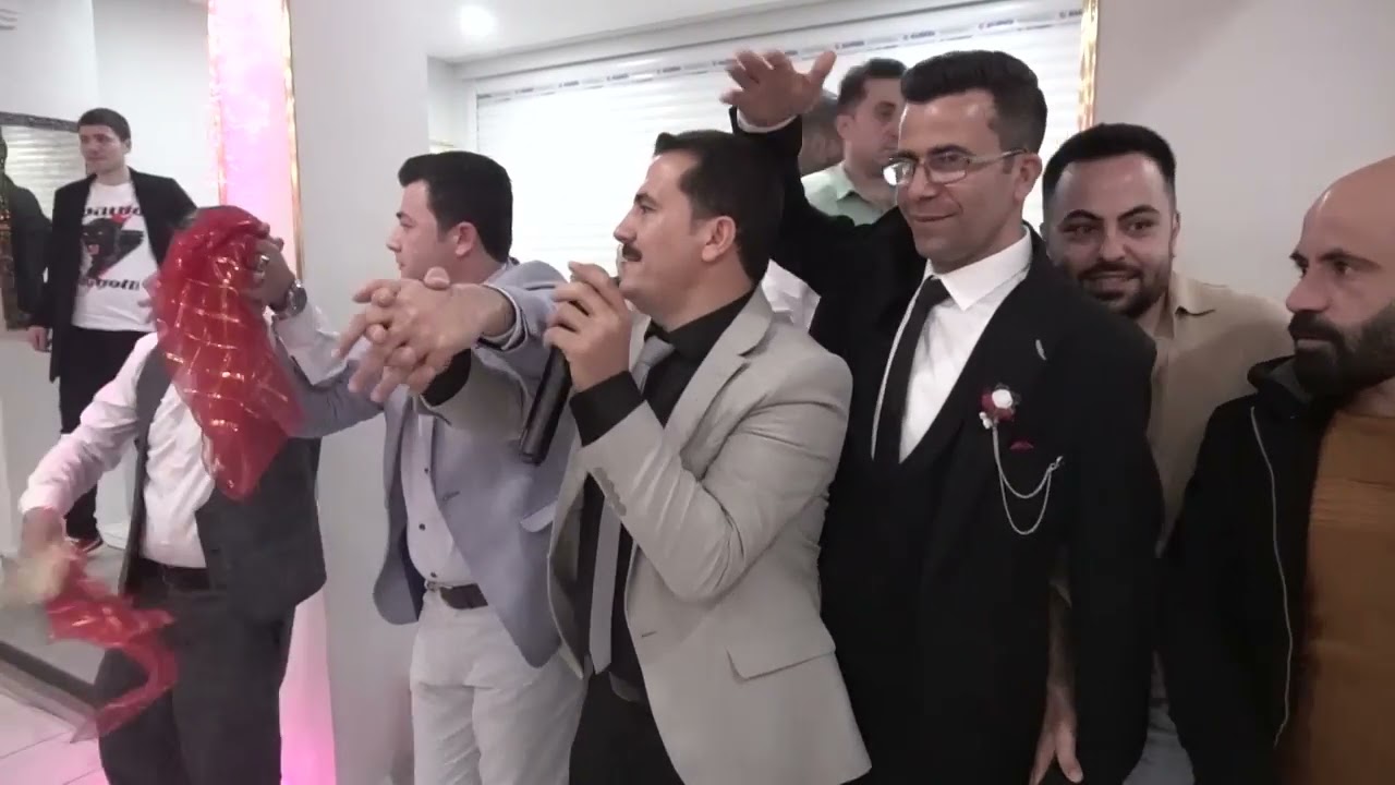 صوت الاحلام وفيديو القمر يقدم لكم الفنان حسن كول ساس  افراح اهلي دوديان العريس باسل جزء3
