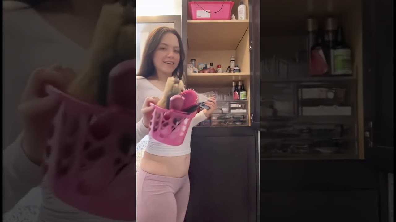 TikTok Live - @miakittyyy - 12-15-24