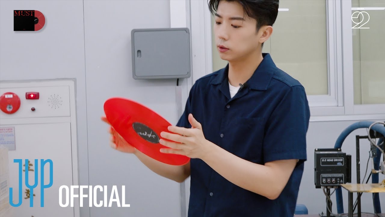[Over 2PM(오버 2PM)] 얘들아 2PM 〈MUST〉 LP 포장하장 (EN/JP/TH)