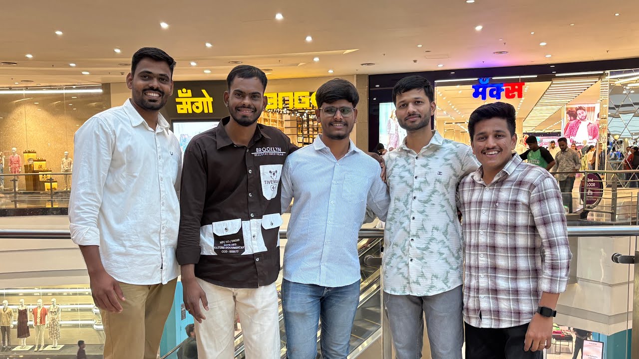 दोस्तों के साथ मॉल में मस्ती | Shopping + Fun Vlog | My Friends Vlog