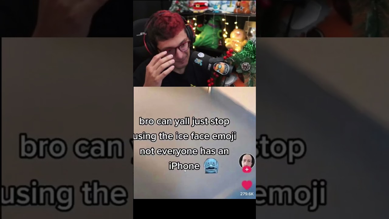 Iphone emoji be like:  #humor #twitch #memes