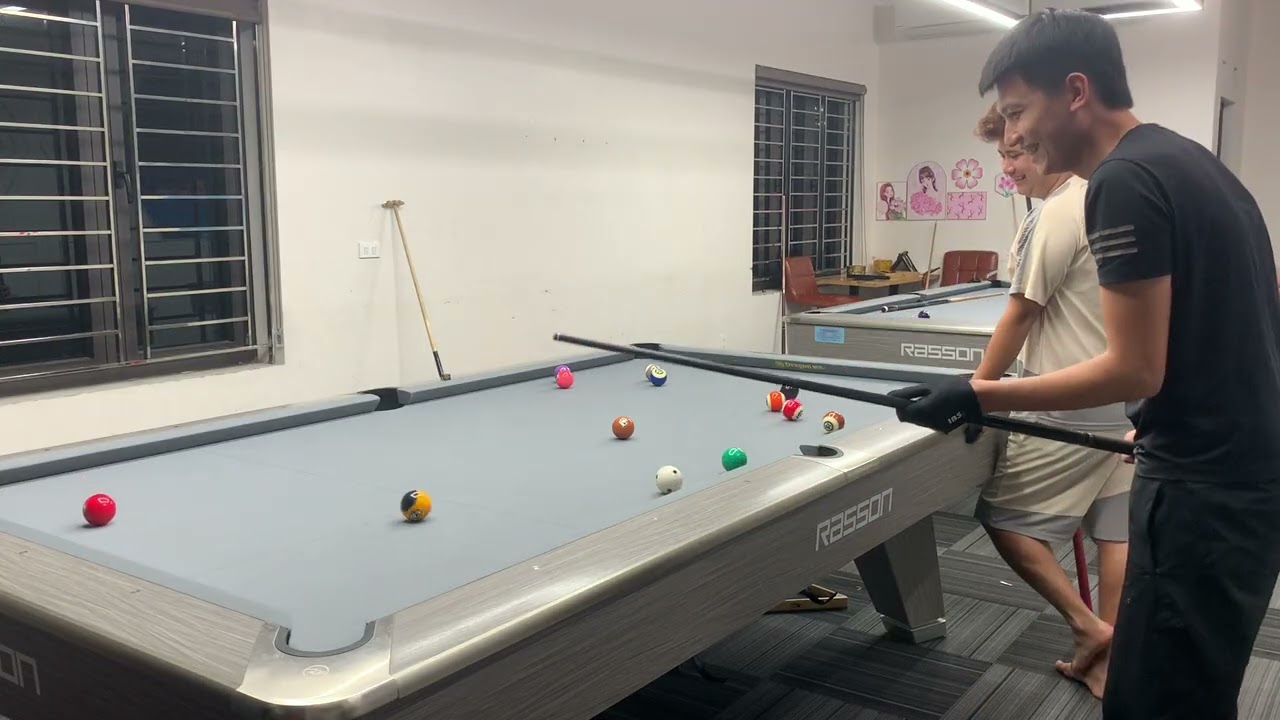 Trận chiến bi a team của tới tồ tề và phương hữu phòng 