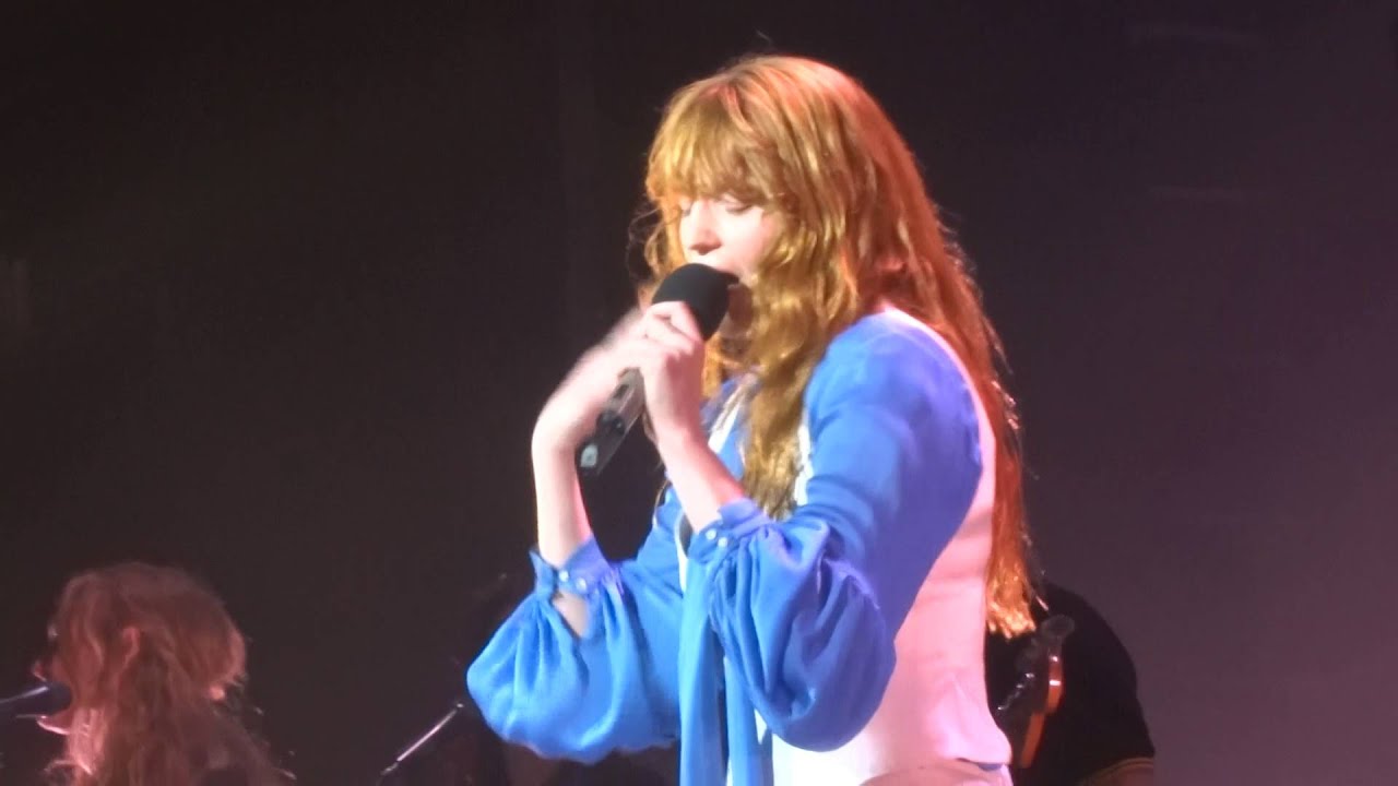 Florence @ The Machine - I Love You All The Time - Le Zénith Paris - 22 12 2015