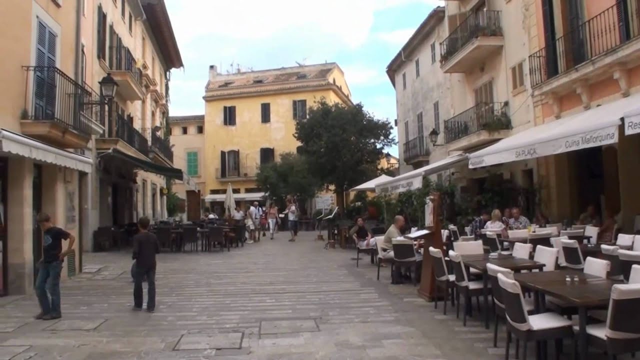 Die Altstadt von Alcudia - Mallorca HD