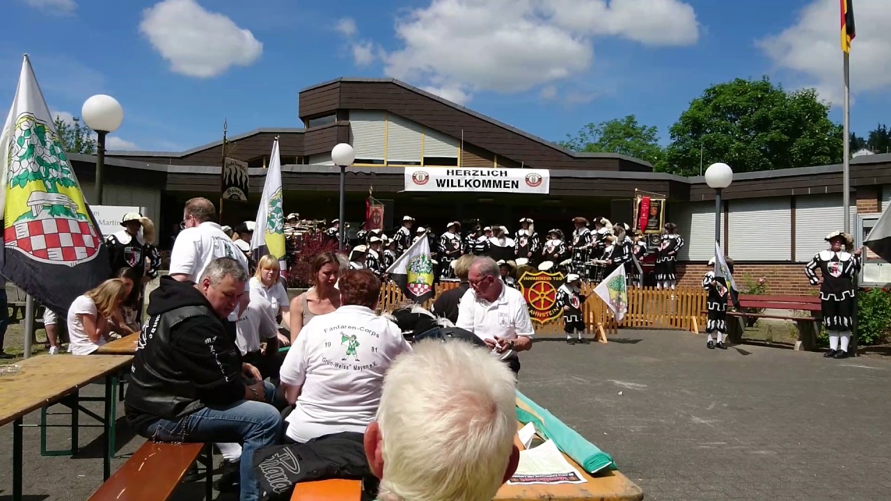 Fanfarencorps Landsknechte Halver beim 65. Jubiläum des FZ TGO Lahnstein - Teil 3
