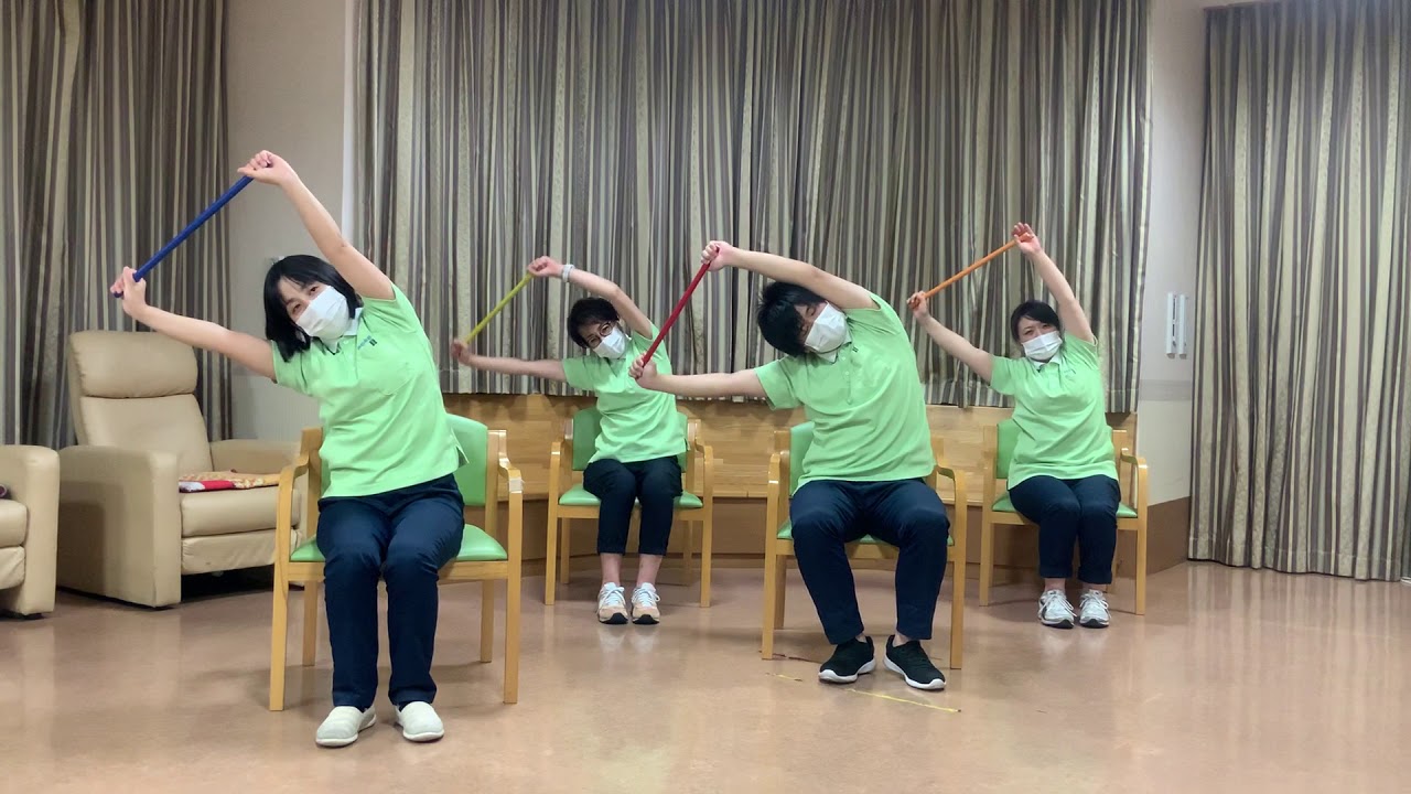 「鐘の鳴る丘（とんがり帽子）」　の体操を作ってみたよ～