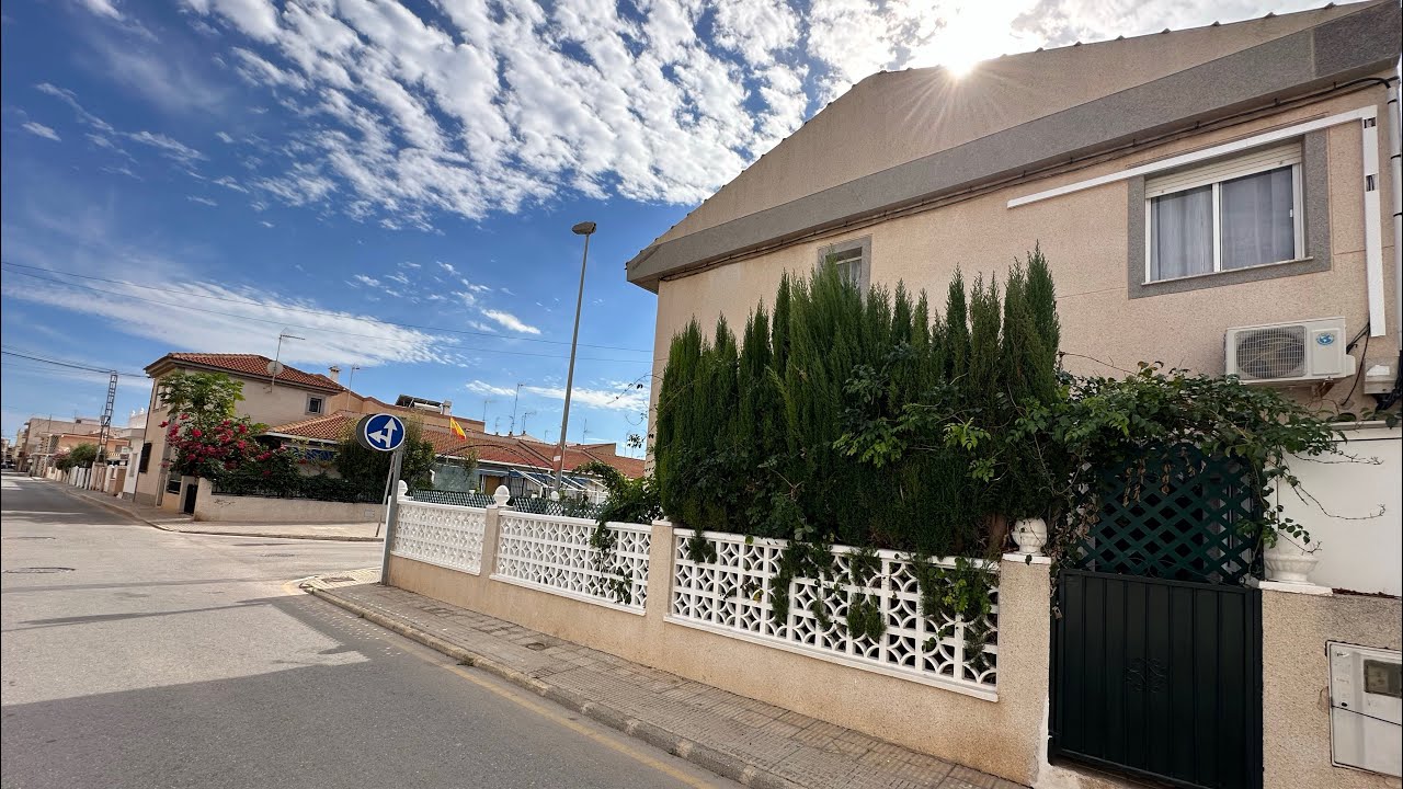 Se vende bonita casa en esquina en Lo Pagán, San Pedro del Pinatar