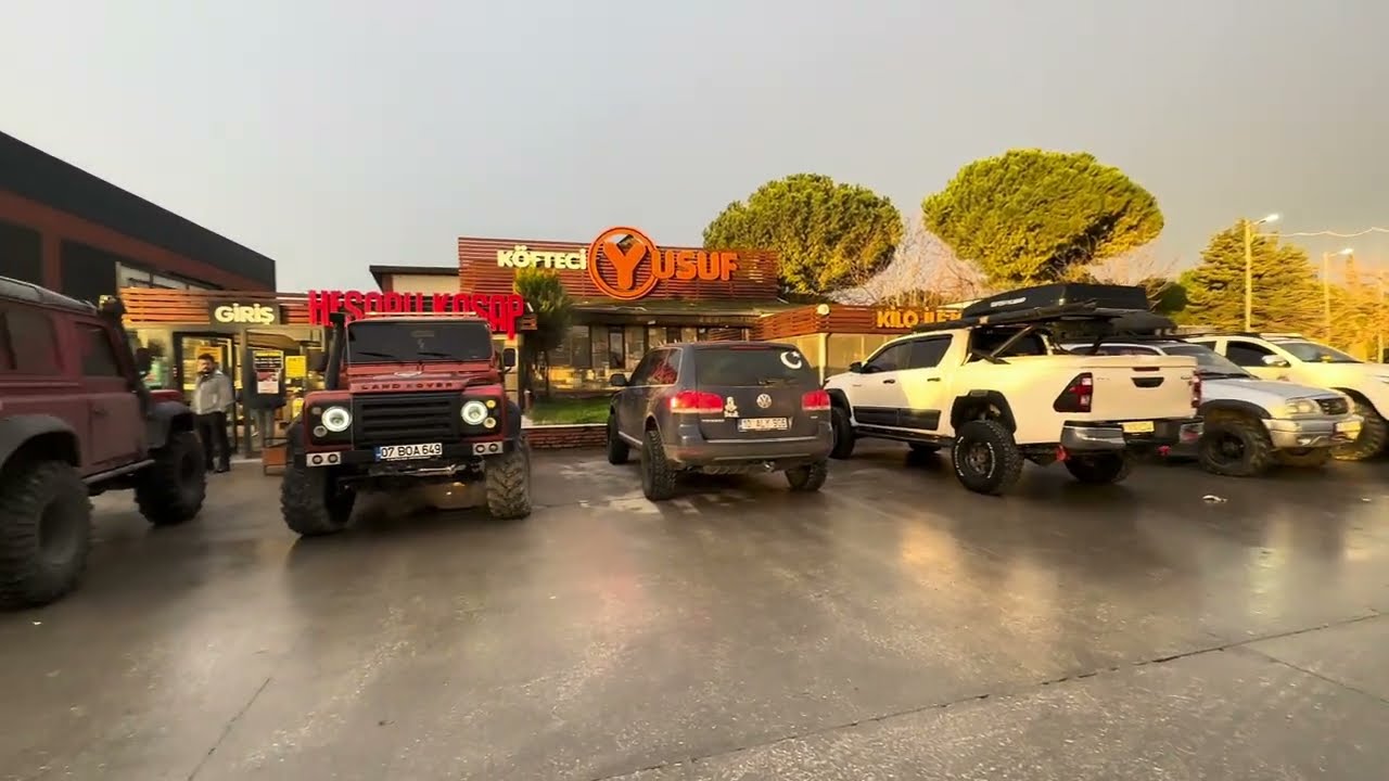 SINDIRGI ULUS DAĞININ ZİRVESİNE  1 METRE KARDA ORMAN YOLUNDAN ZORLU TIRMANIŞ ..ZİRVEYE VARILDI 