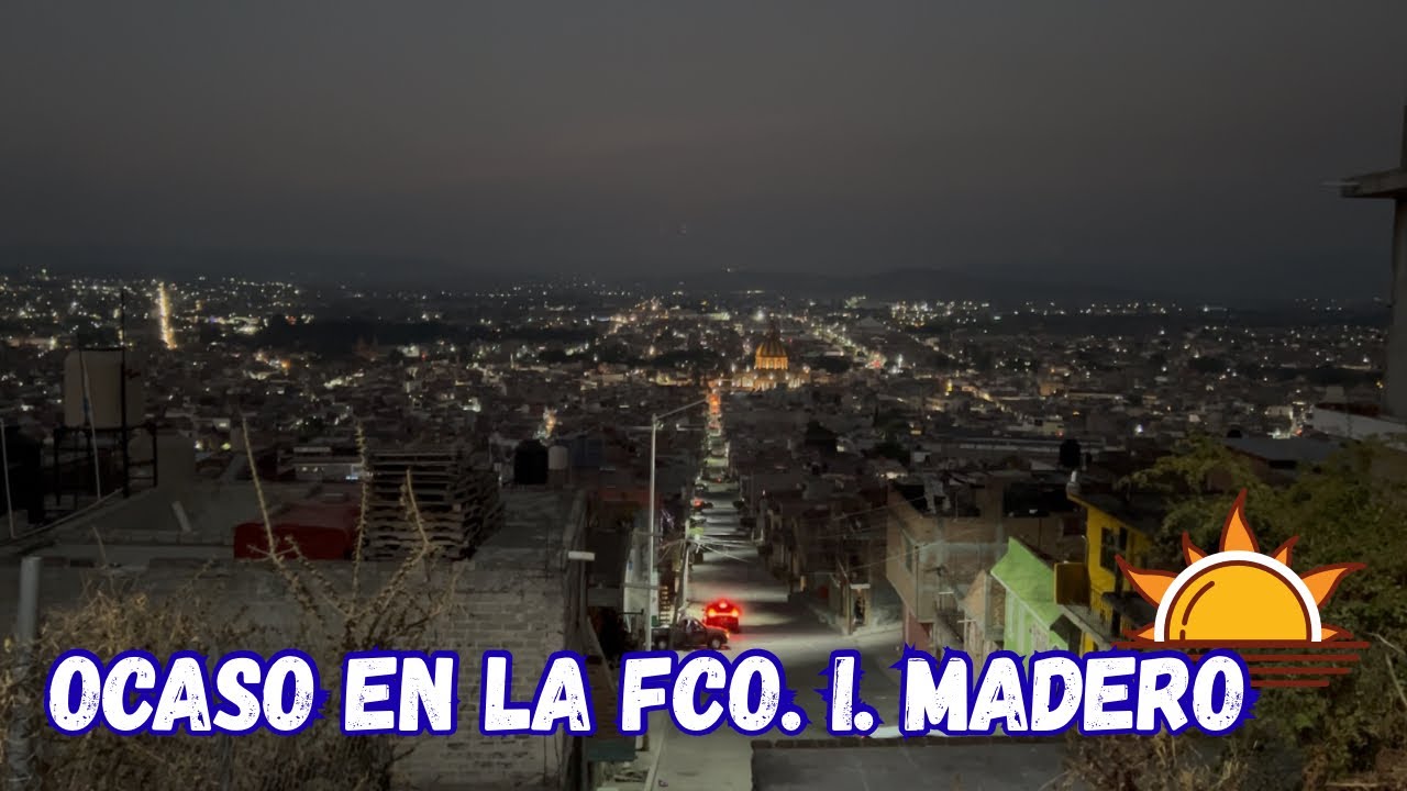 Así se ve un ocaso desde lo alto de la Francisco I. Madero. 😍✨ #lapiedadmichoacan #caminosdelapiedad