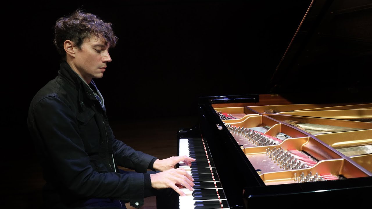 Bach: Suite inglesa nº 5 BWV 810 | Francesco Tristano
