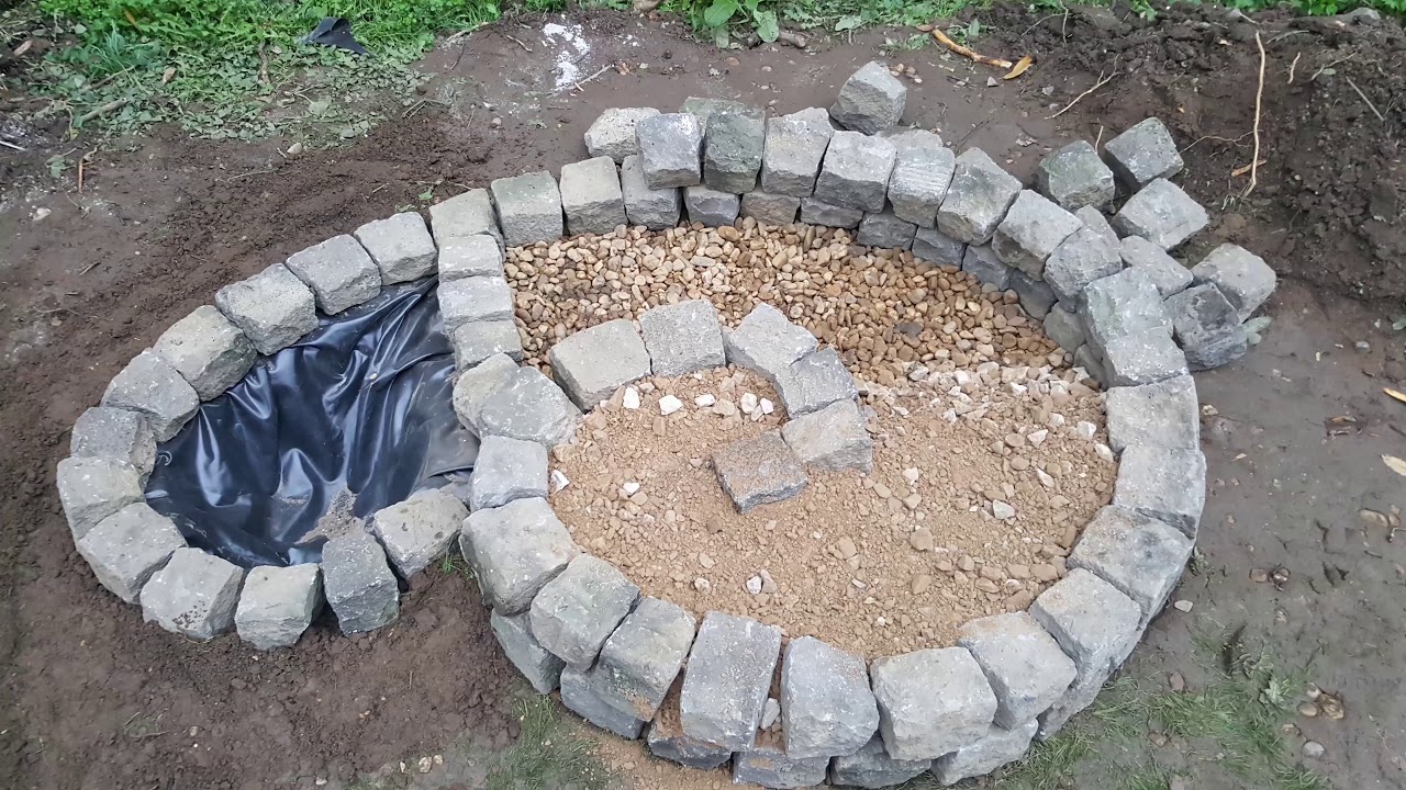 Kräuterspirale bauen
