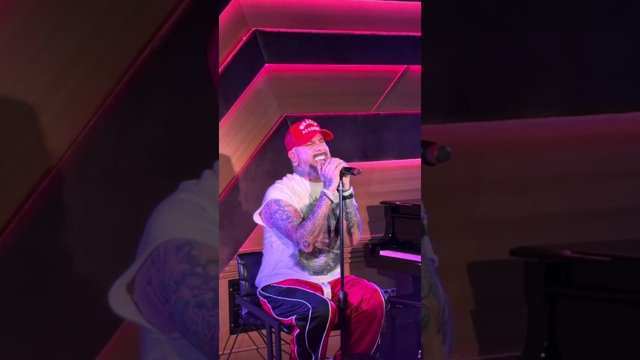 #arizona #ajmclean #himynameis #solo 
