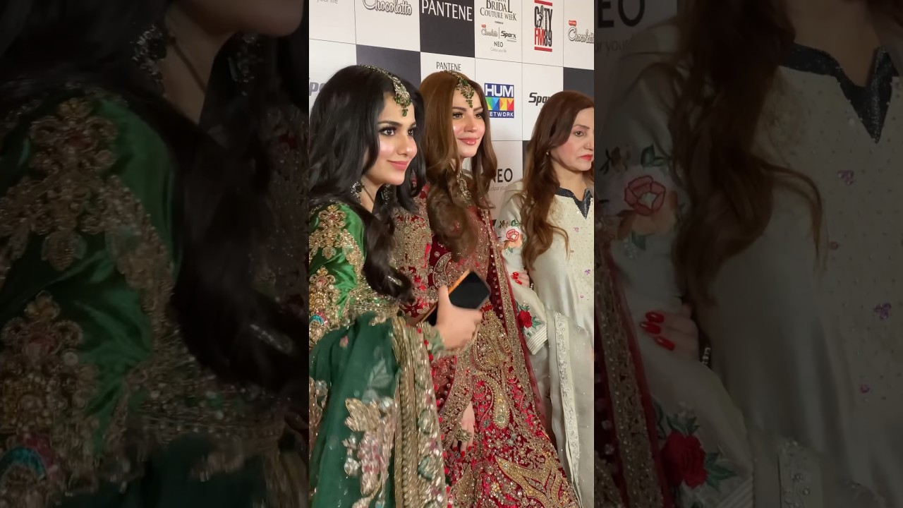 Backstage with the Showstoppers of #kashees #bridalcoutureweek #pakistanidrama #pakistanicelebrities