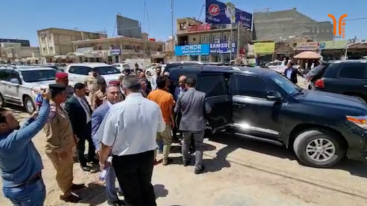 لزيارة مستشفى الحكيم وافتتاح 3 مراكز صحية .. وزير الصحة يصل ميسان