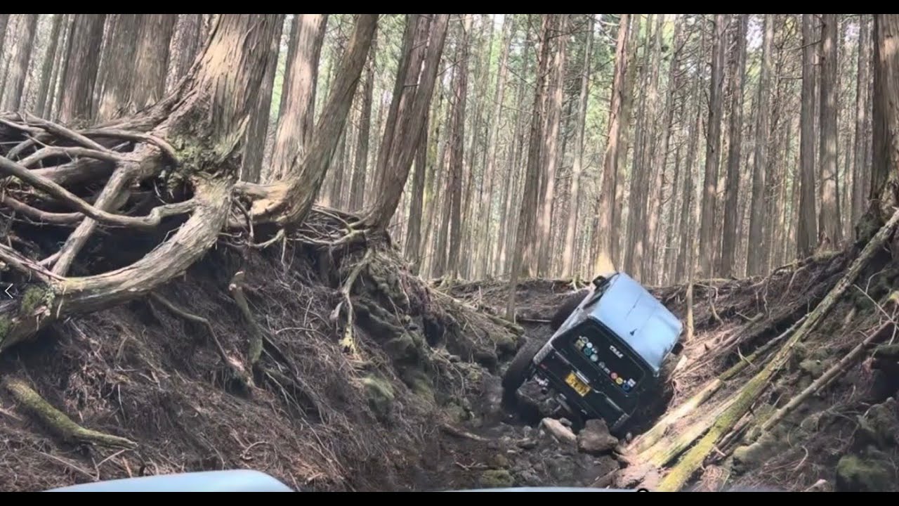 ジムニー　廃道の底へ復路編😆＃林道,#廃道,＃ジムニー,#jb23,＃JB23,＃ja11,＃JA11,＃ja12,＃5リンク,＃電磁ロッカー、＃jb64、＃JB64、#sj30,#ジムニー幌、