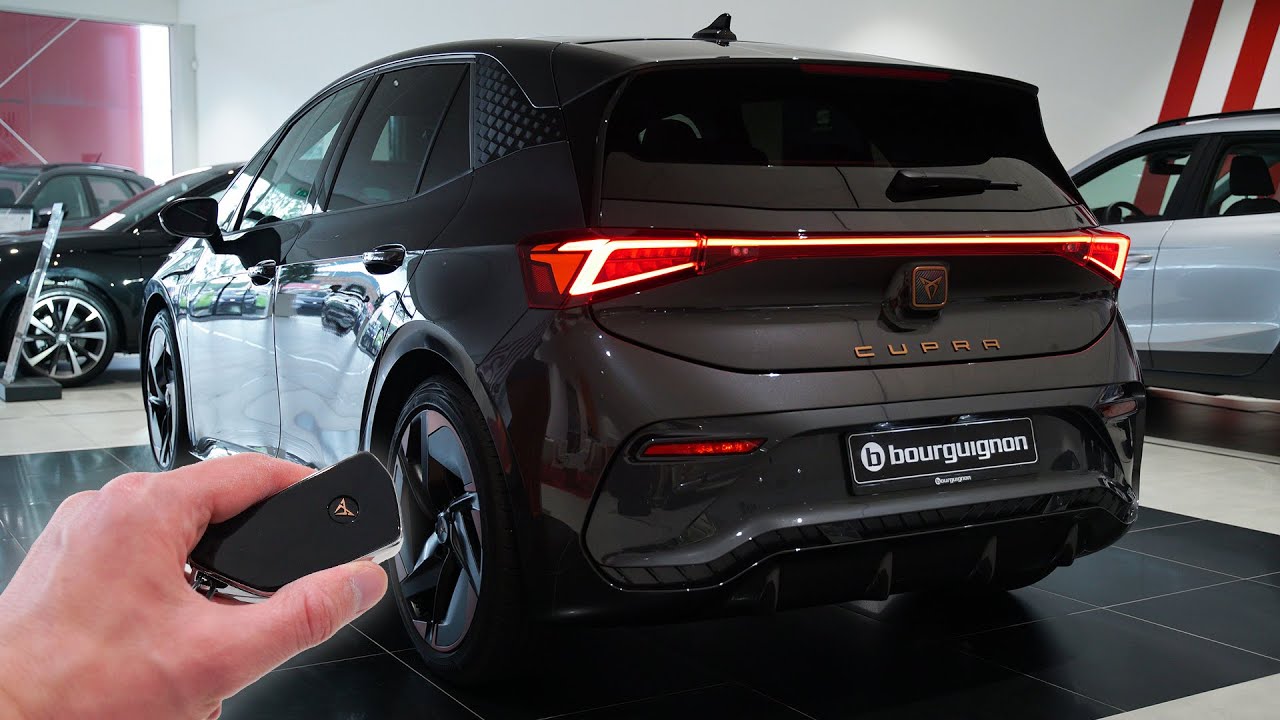 2022 Cupra Born (204hp) - Visual Review!