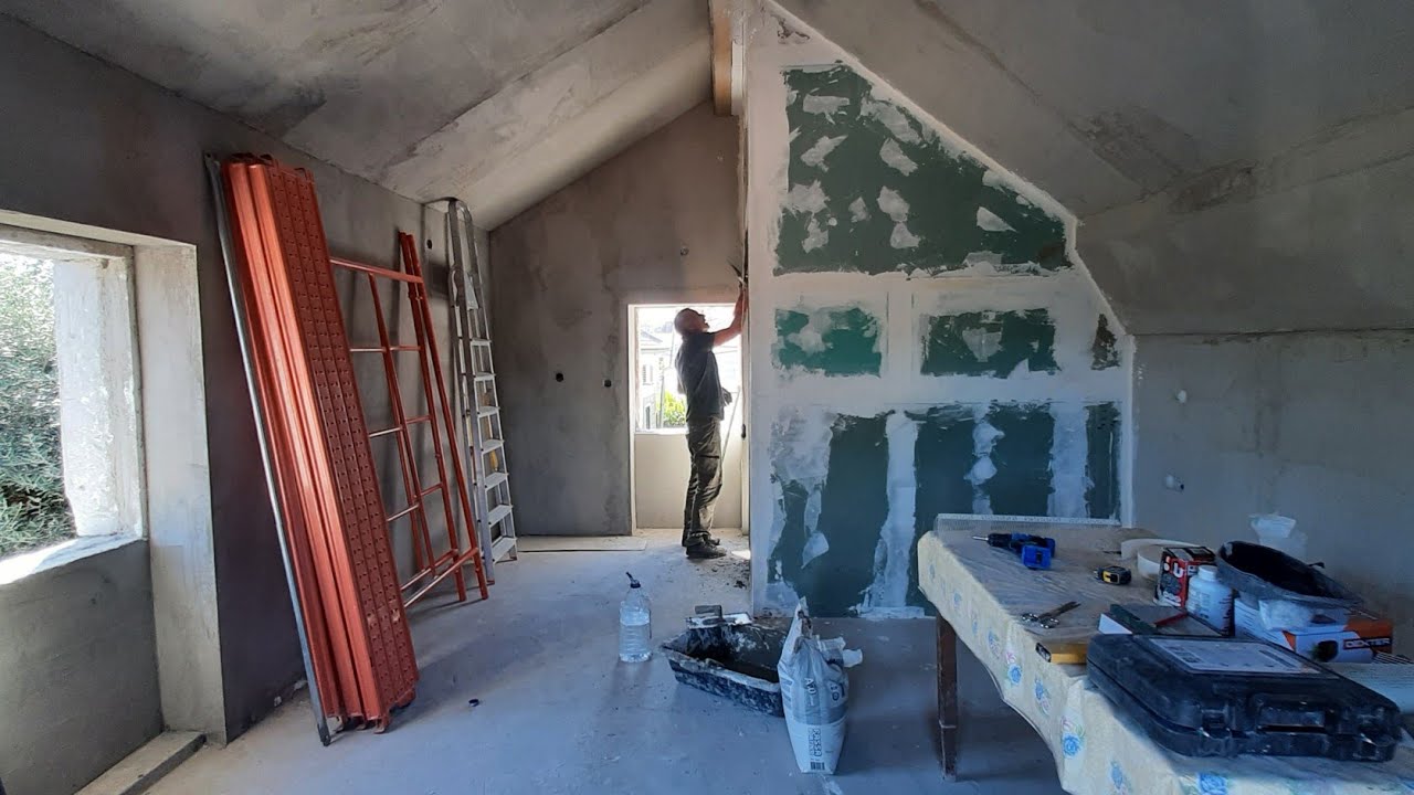 #06 APLICAÇÃO DE ARGAMASSA NAS PAREDES E TETO  DO QUARTO.#casa #construção #reforma #remodelação