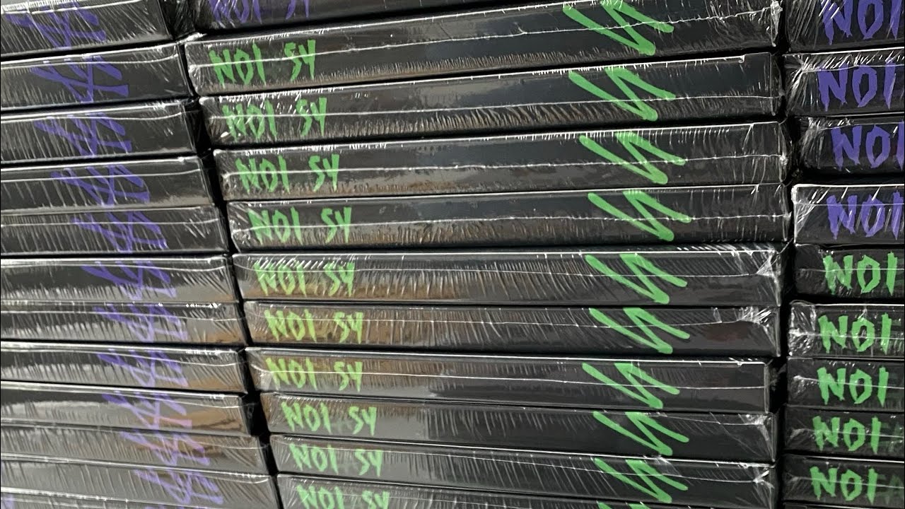 Unboxing 40 Copies of Stray Kids NOEASY from SubK (and talking too much)