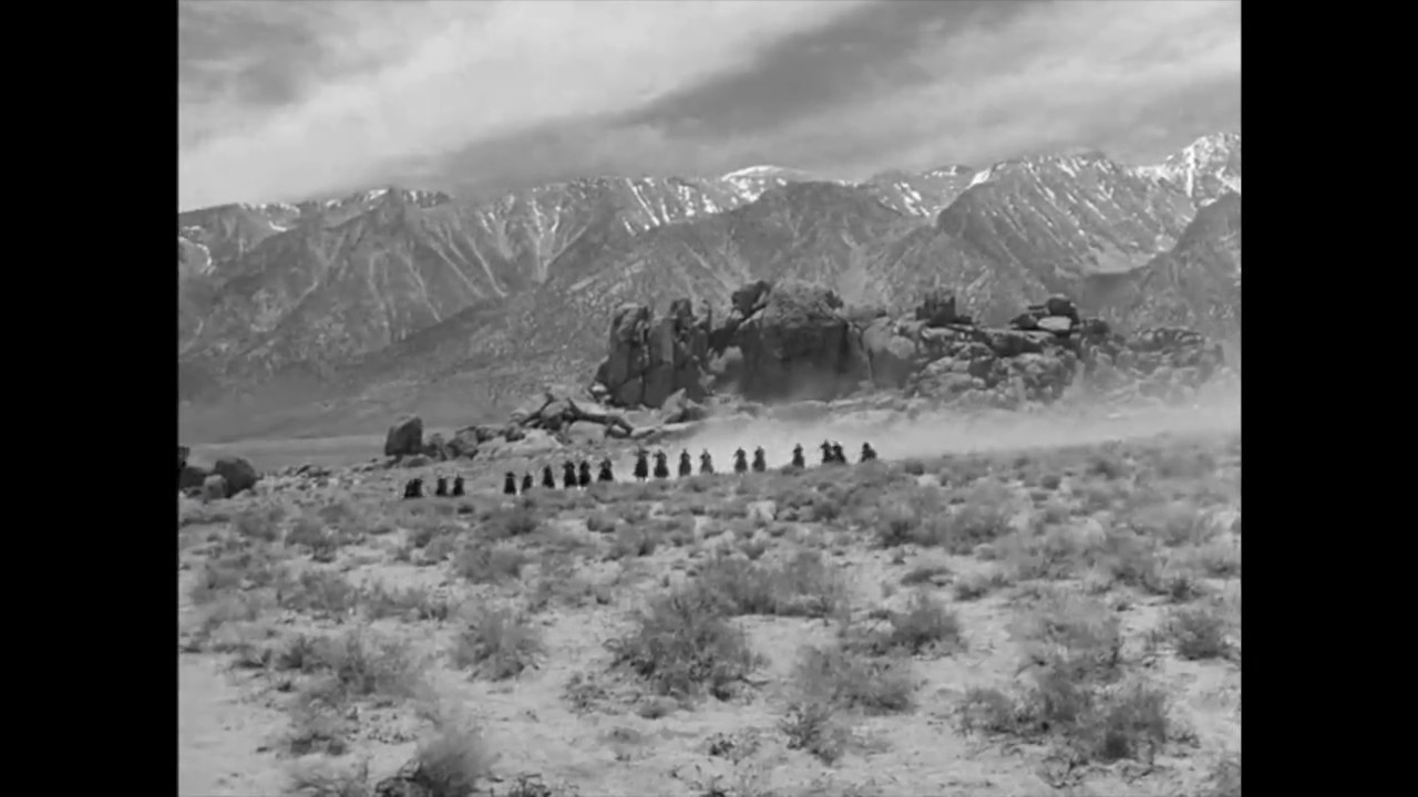 Cinematography of: Yellow Sky / 1948 - JOSEPH MacDONALD